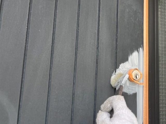 稲美町の玄関ドア錆止め塗布